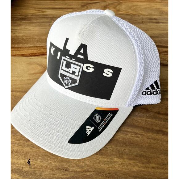 LA Kings SnapBack White Mesh ADIDAS Hat NHL PRO Collection Embroidered Cap - Picture 1 of 4